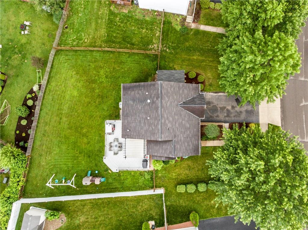 236 Randy Lane Coraopolis, PA 15108 - Photo 24 of 25 Gallery Image 24
