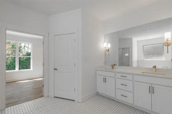 $389,000 | 825 Village Gate Circle, Nacogdoches, TX 75961