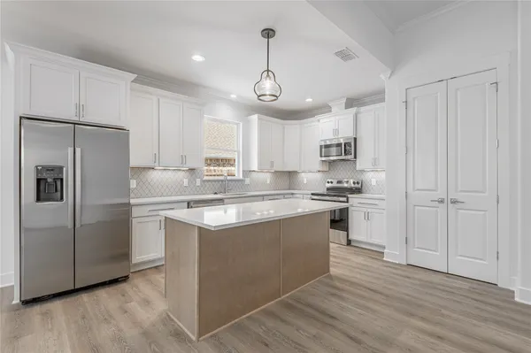 $389,000 | 825 Village Gate Circle, Nacogdoches, TX 75961