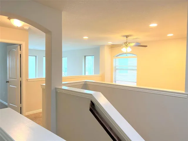 an entryway in a room