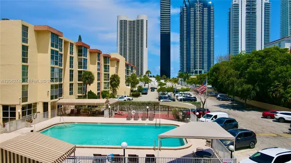 $2,150 | 200 172nd Street, Unit 114, Sunny Isles Beach, FL 33160