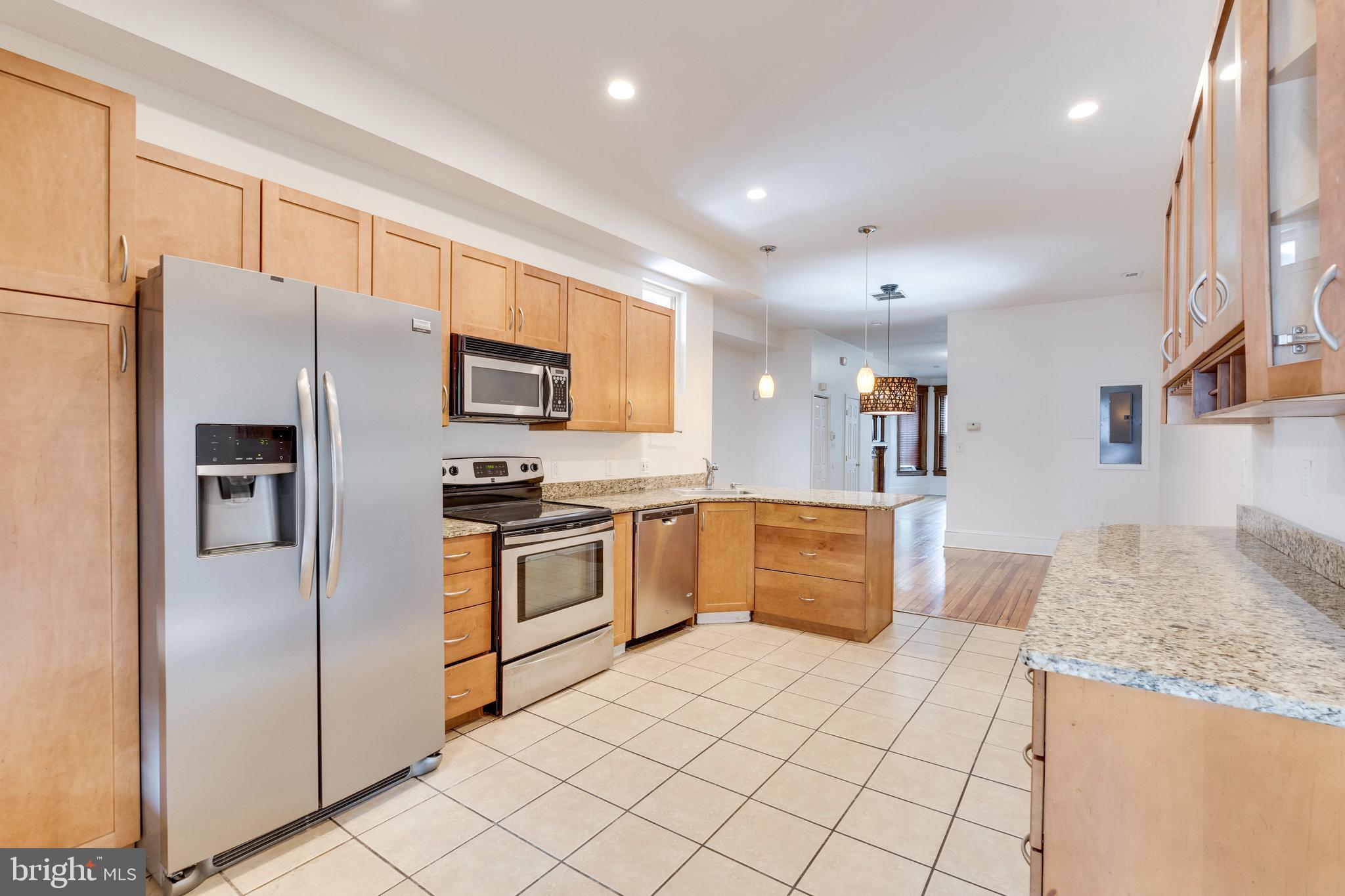 33 R Street Northeast, Unit A Washington, DC 20002 - Photo 12 of 33