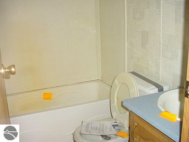 2591 School Road Alger, MI 48610 - Photo 4 of 9 1750229-3.JPG