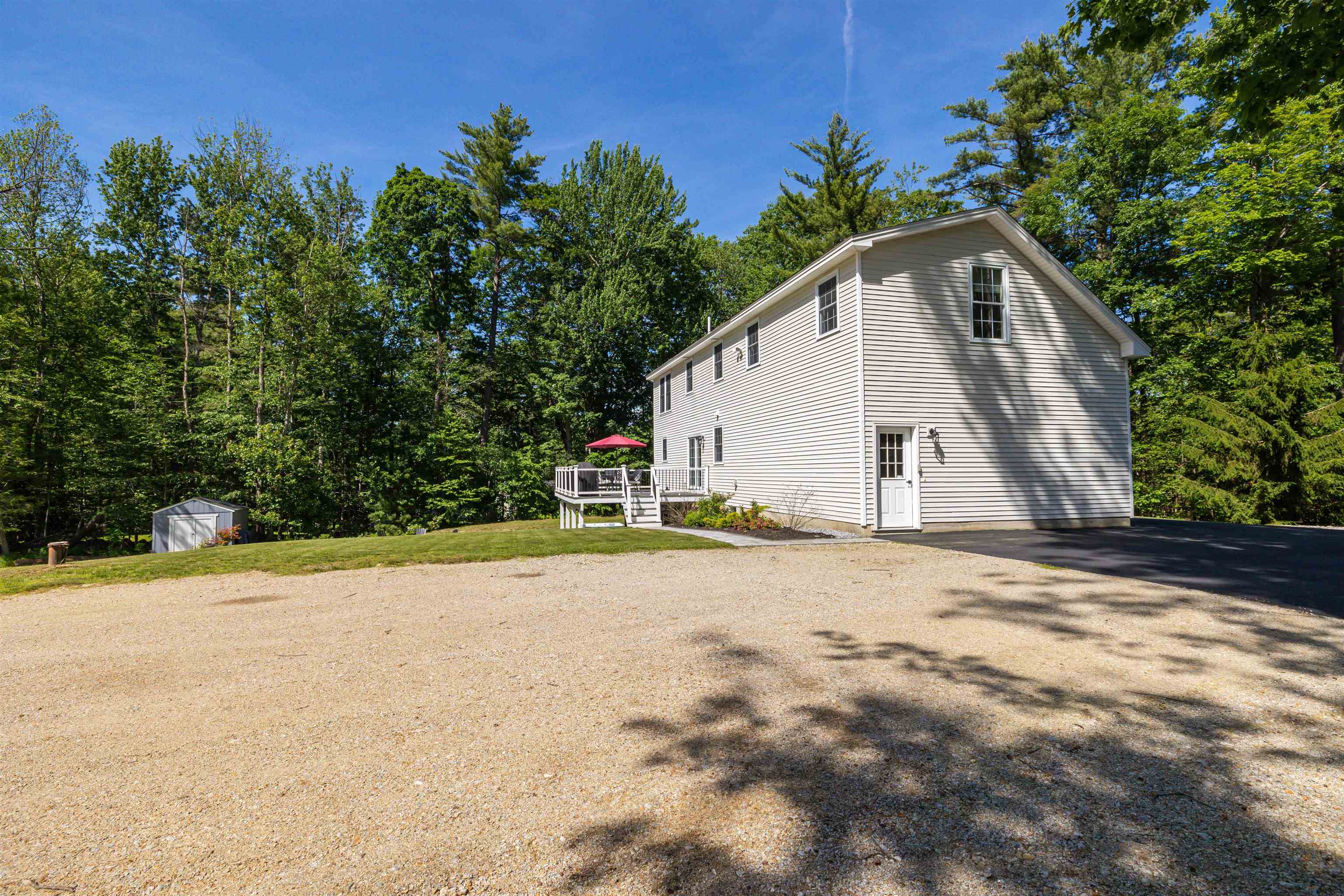 877 River Road Weare, NH 03281 - Photo 57 of 58
