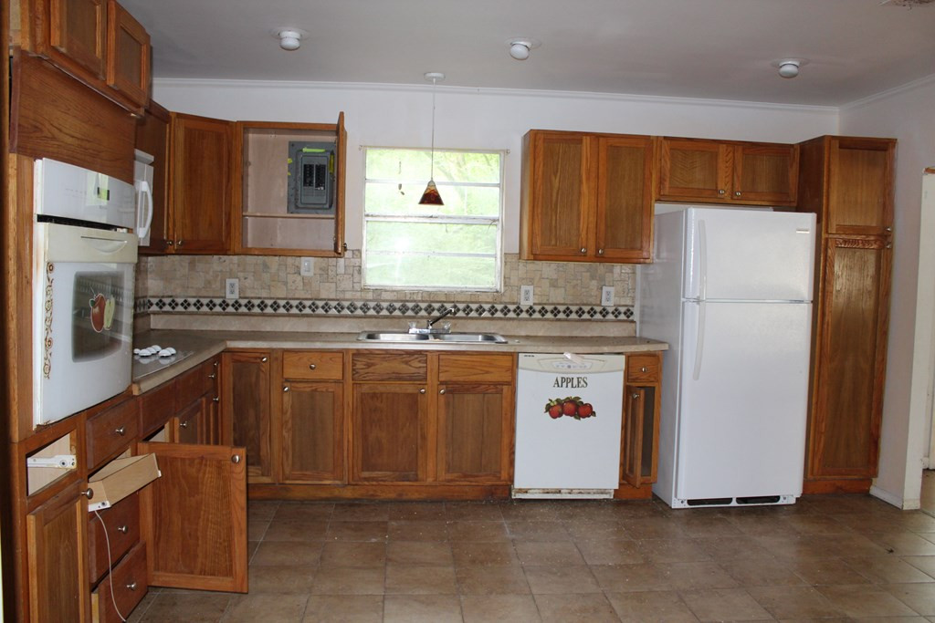 4556 East Homochitto Road Gloster, MS 39638 - Photo 3 of 12 Photo 3