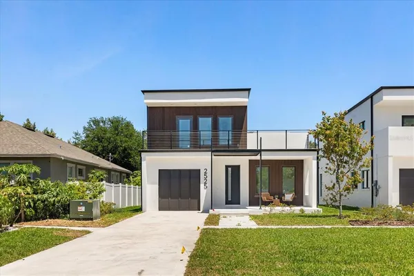 $899,000 | 2525 18th Avenue North, St. Petersburg, FL 33713