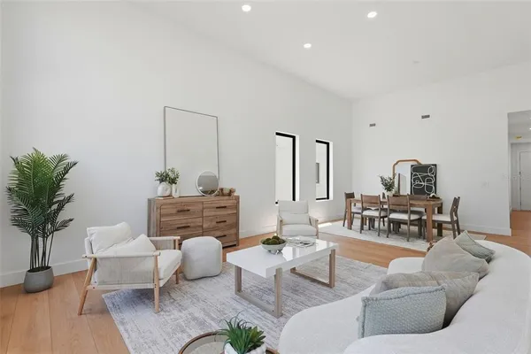 $899,000 | 2525 18th Avenue North, St. Petersburg, FL 33713