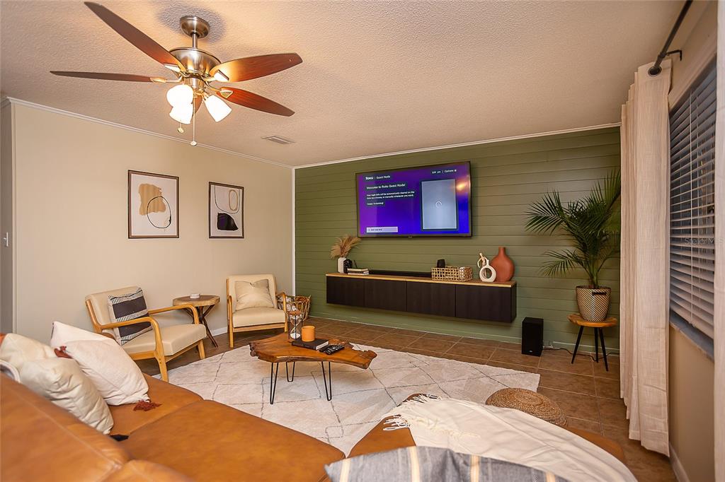 734 Northwest 38th Street Gainesville, FL 32607 - Photo 4 of 25