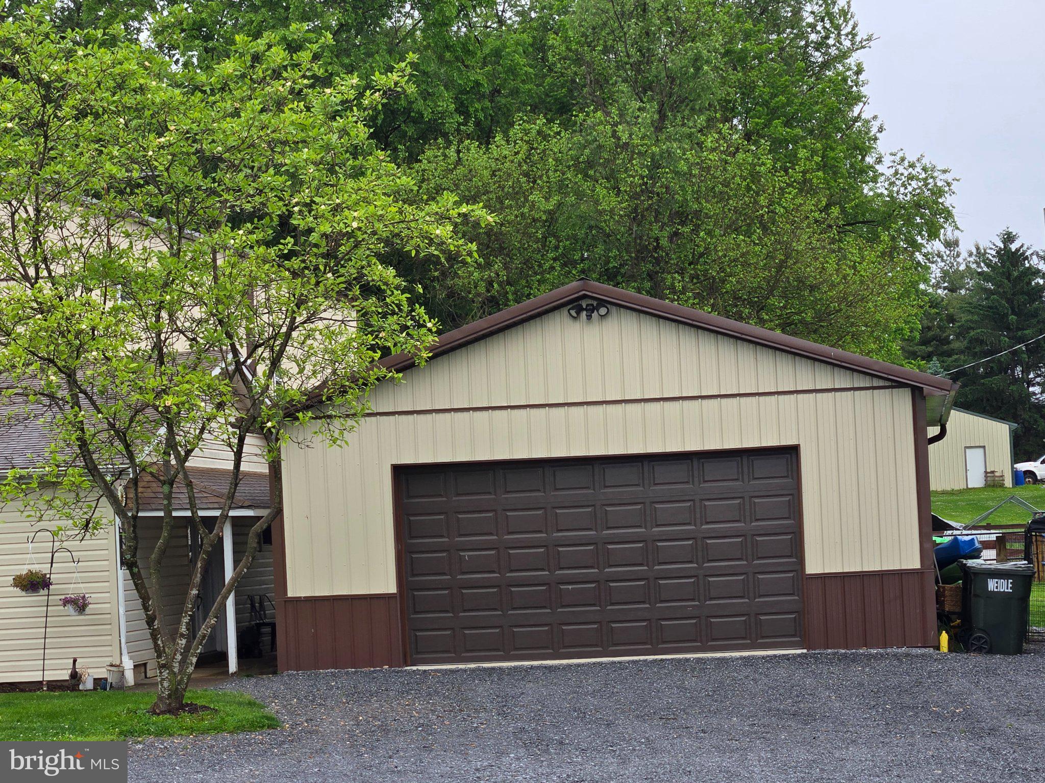1669 Colebrook Road Lebanon, PA 17042 - Photo 3 of 34 a front view of house
