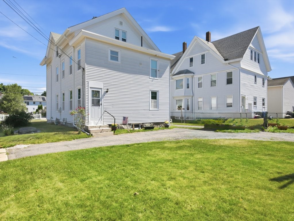24 Pleasant Street Westerly, RI 02891 - Photo 5 of 34