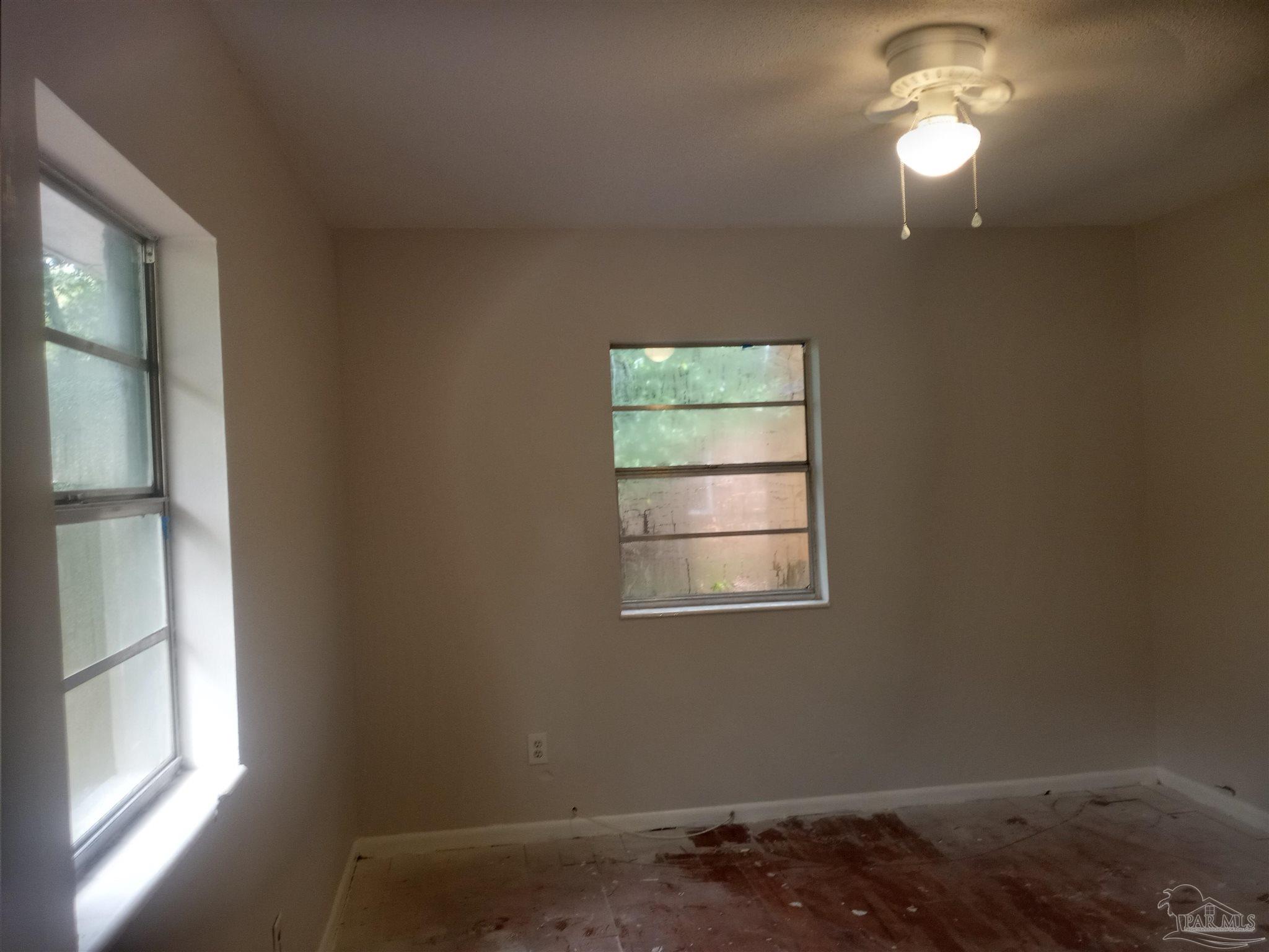 3009 Muldoon Road Pensacola, FL 32526 - Photo 10 of 21 Gallery Image 10
