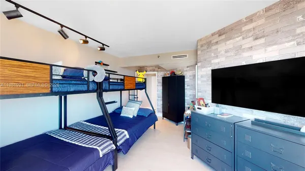 $8,900 | 1000 East Island Boulevard, Unit 2903, Aventura, FL 33160