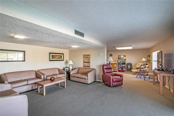 $344,900 | 601 North Mc Donald Street, Unit 105, Mount Dora, FL 32757
