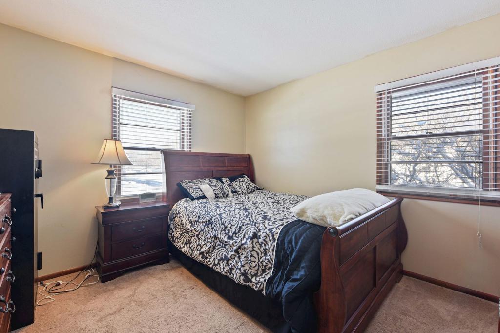 8209 Goodrich Road Bloomington, MN 55437 - Photo 14 of 31 Gallery Image 14
