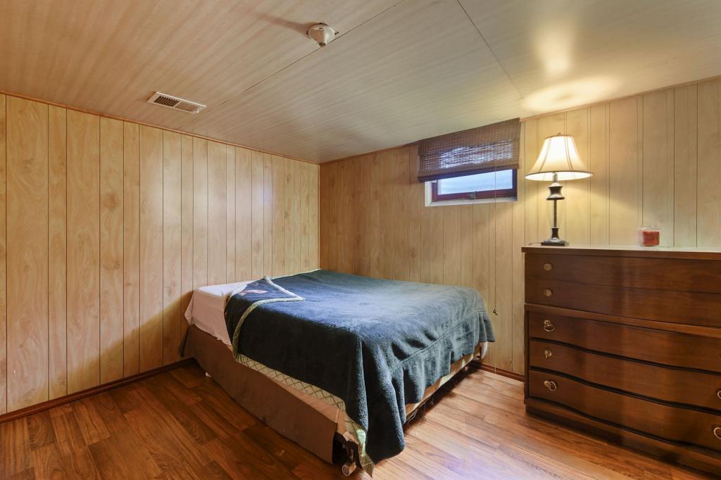 8209 Goodrich Road Bloomington, MN 55437 - Photo 24 of 31 Gallery Image 24