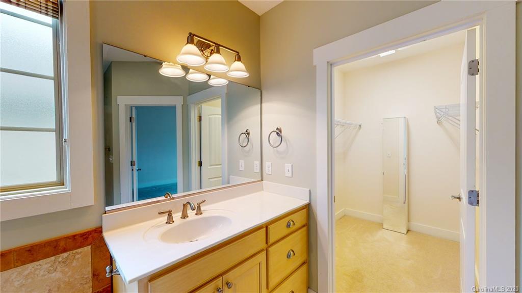 18 Regent Heights Road Leicester, NC 28748 - Photo 15 of 30 Gallery Image 15