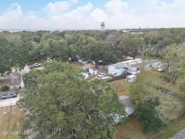 $177,000 | 463 Oak Grove Avenue, Gulfport, MS 39507