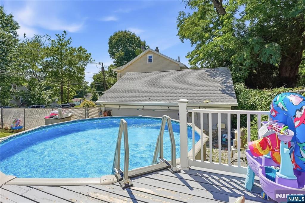 2 6th Street Ridgefield Park, NJ 07660 - Photo 4 of 47