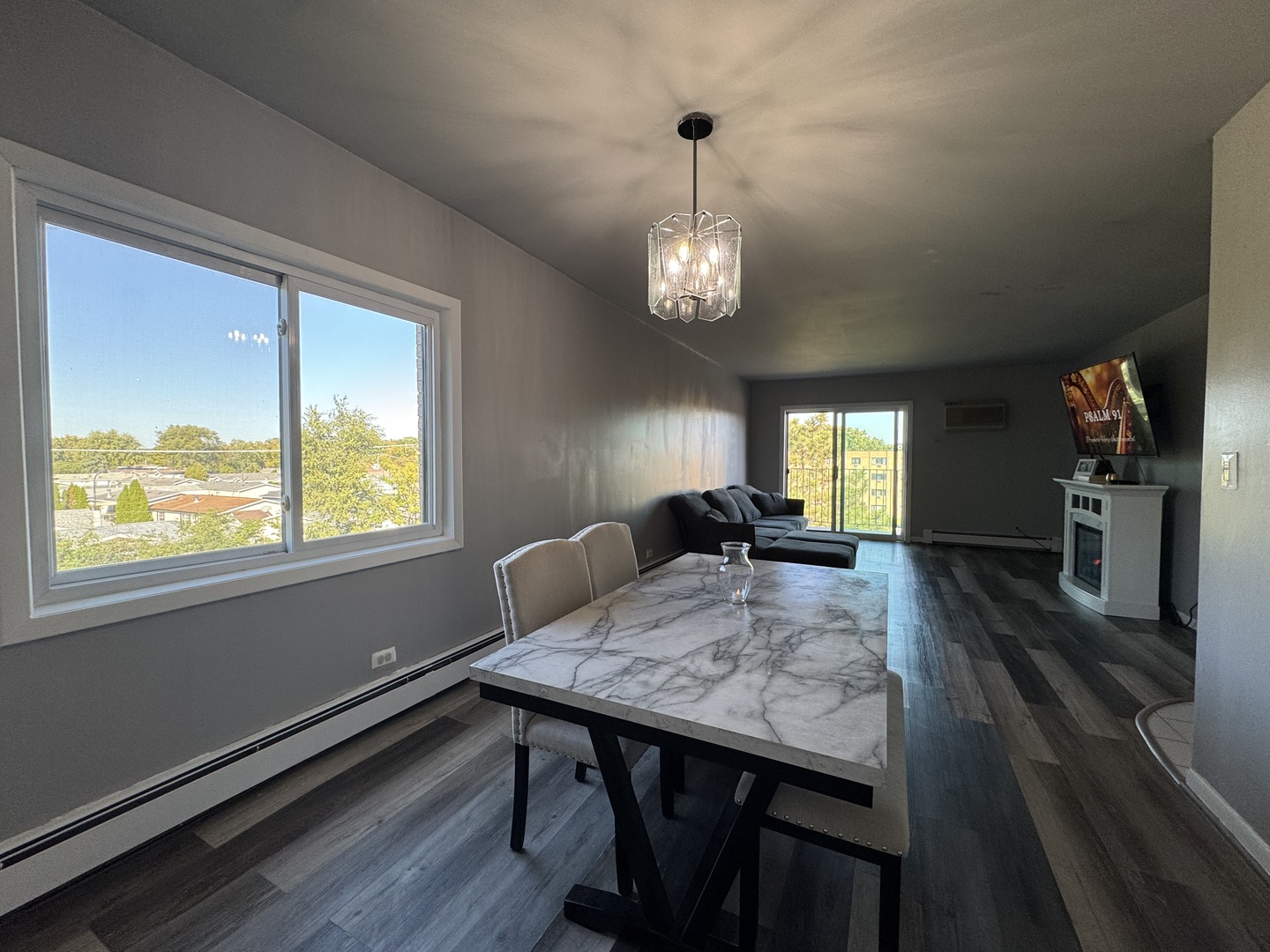 6630 South Brainard Avenue, Unit 407 Countryside, IL 60525 - Photo 5 of 25 Gallery Image 5