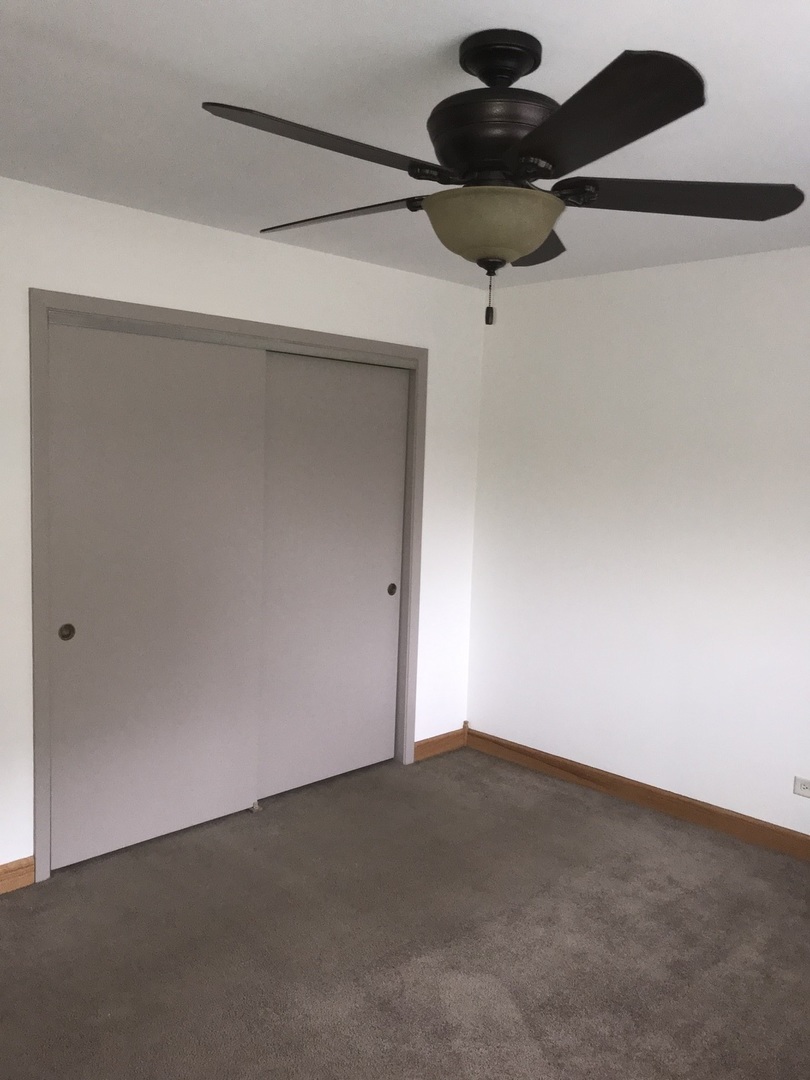 1017 Peterson Avenue, Unit A4 Park Ridge, IL 60068 - Photo 9 of 10 a view of an empty room