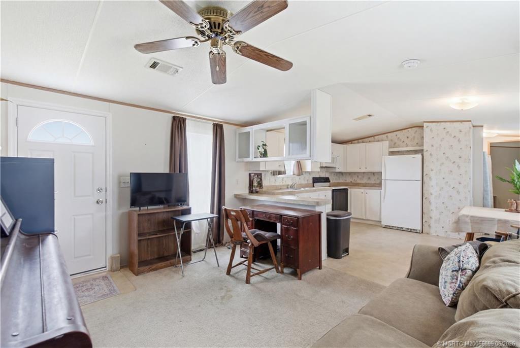 4646 Southeast Circle Way Stuart, FL 34997 - Photo 8 of 27