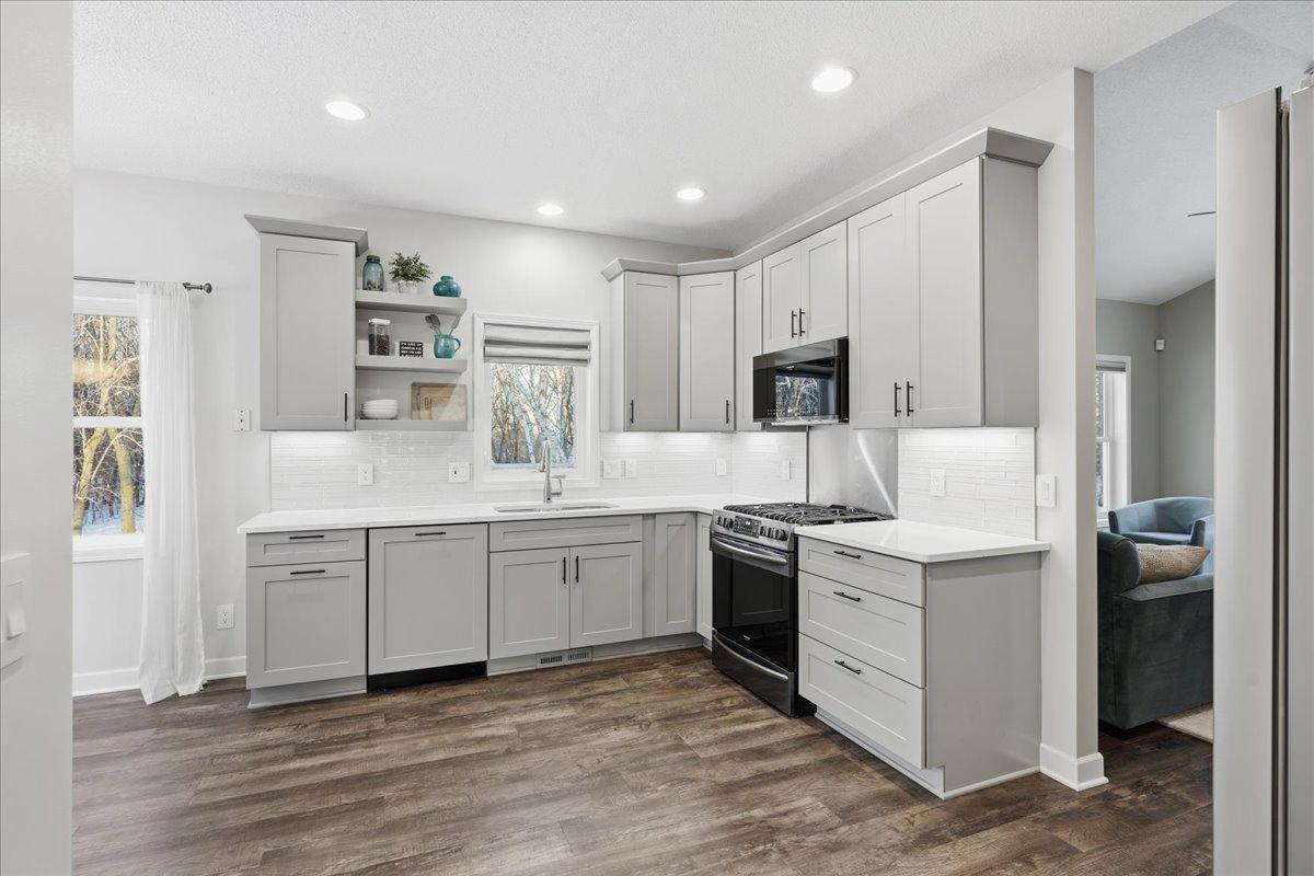 W11789 497th Avenue Prescott, WI 54021 - Photo 12 of 42