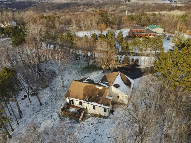 $600,000 | W11789 497th Avenue, Prescott, WI 54021