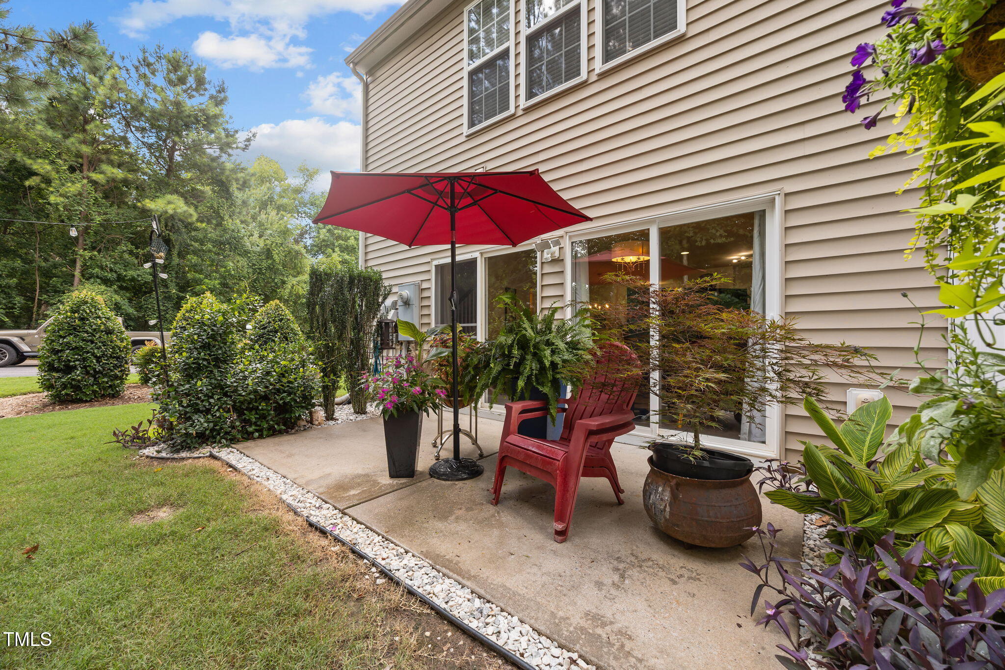 7002 Racine Way Raleigh, NC 27690 - Photo 5 of 40 39-web-or-mls-IMG_8425