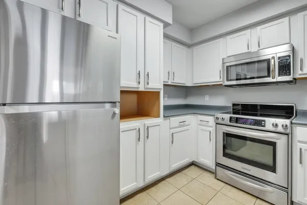 $185,000 | 2801 Chancellorsville Drive, Unit 137, Tallahassee, FL 32312