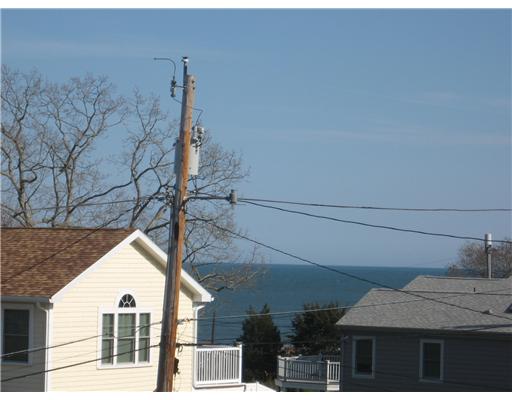 22 Algonquin Road Narragansett, RI 02882 - Photo 8 of 12 View.