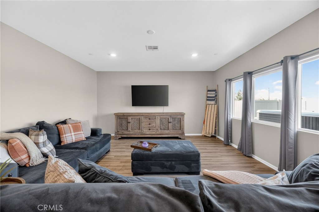 28307 Memory Winchester, CA 92596 - Photo 14 of 70