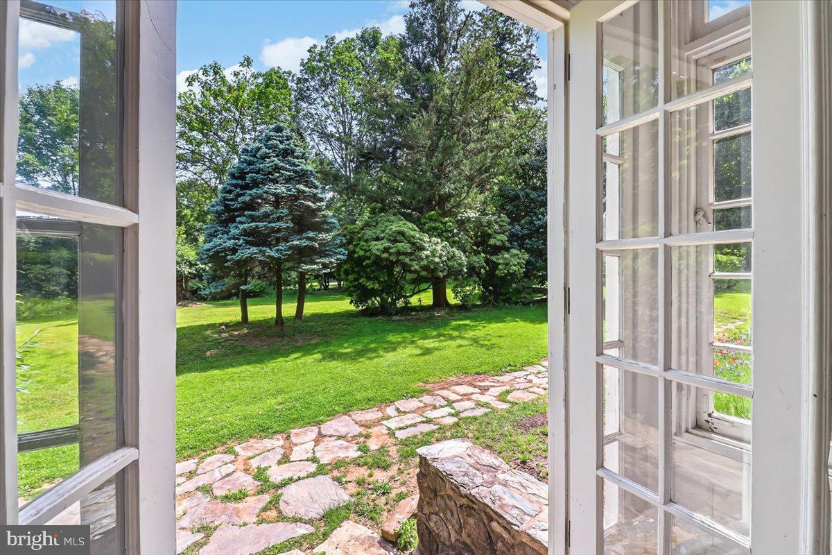 317 Waterloo Avenue Berwyn, PA 19312 - Photo 3 of 28 Private stone entrance