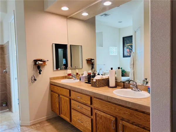 $2,500 | 2853 Esmerelda Drive, Bullhead City, AZ 86429