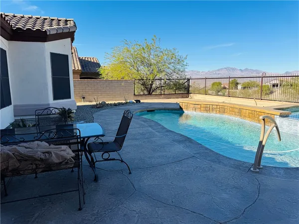$2,500 | 2853 Esmerelda Drive, Bullhead City, AZ 86429