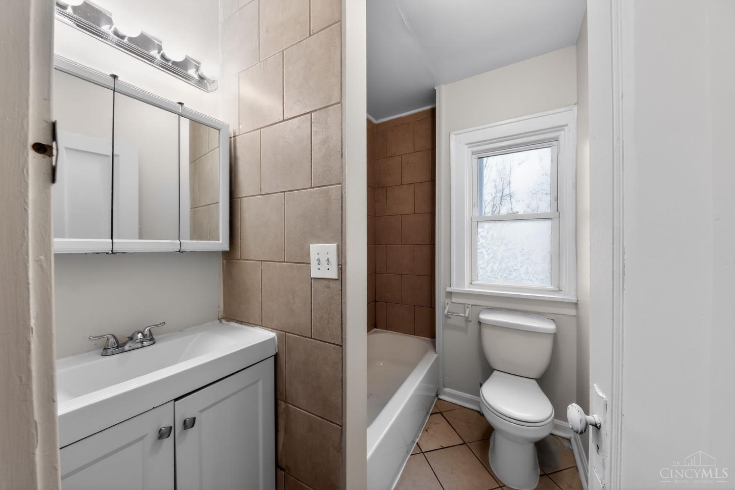 3111 Cavanaugh Avenue Cincinnati, OH 45211 - Photo 23 of 33 Gallery Image 23