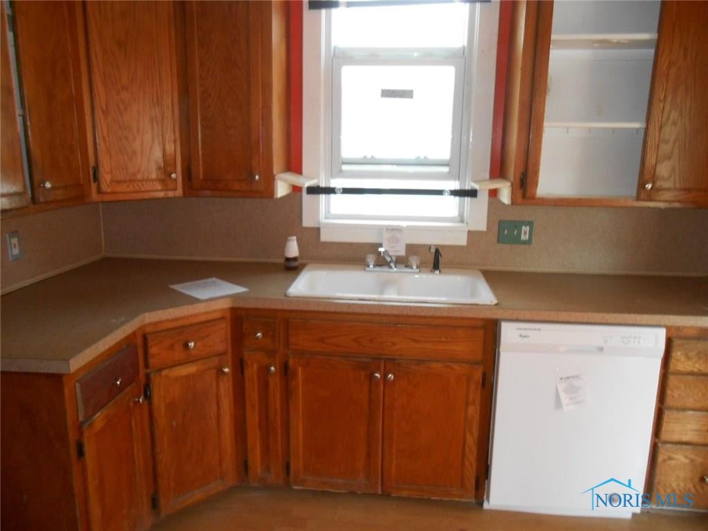 4342 Jackman Road Toledo, OH 43612 - Photo 11 of 28 Gallery Image 11
