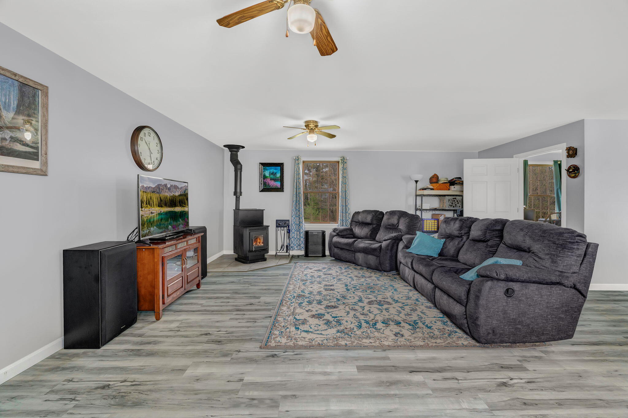 752 Detroit Road Troy, ME 04987 - Photo 18 of 56 Living Room