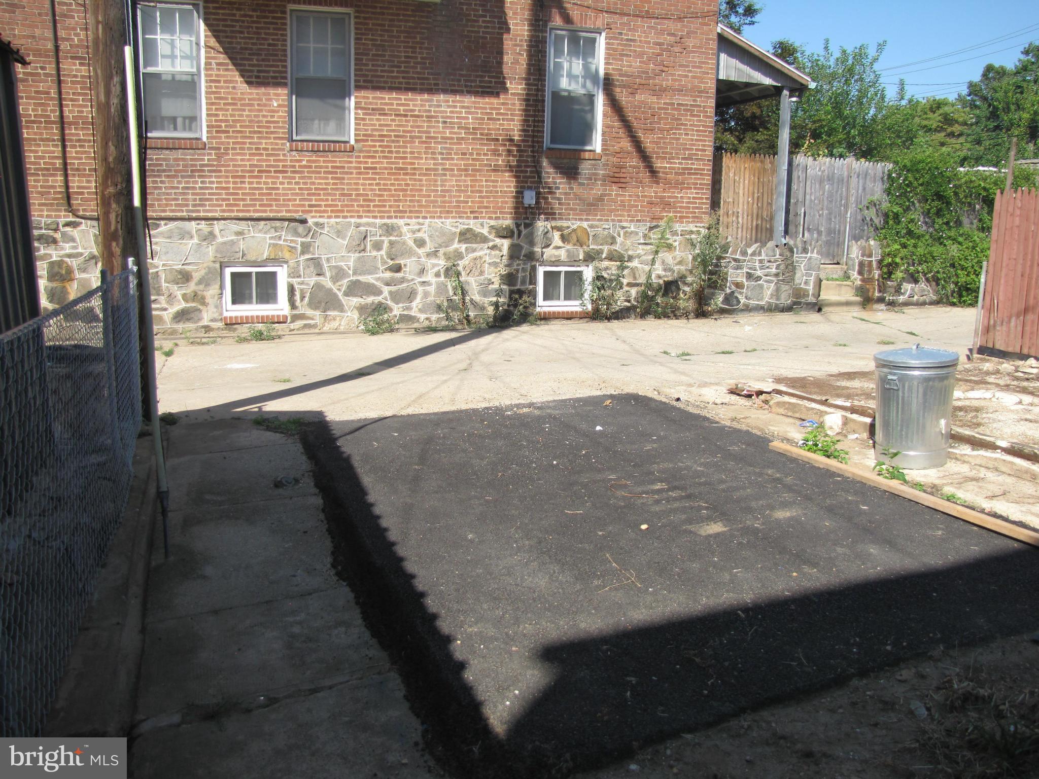 4006 Falls Road Baltimore, MD 21211 - Photo 23 of 23 Exterior (Rear)