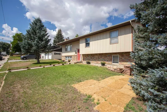 $319,999 | 36 Magnolia, Casper, WY 82604