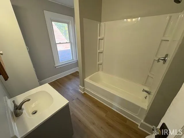 $1,100 | 304 North Hackley Street, Muncie, IN 47305