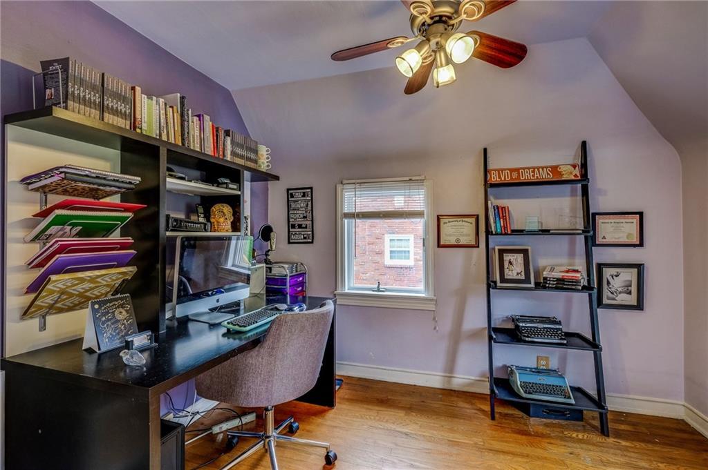 24 Leon Road Pittsburgh, PA 15220 - Photo 13 of 24 Bedroom #3 or a Home Office