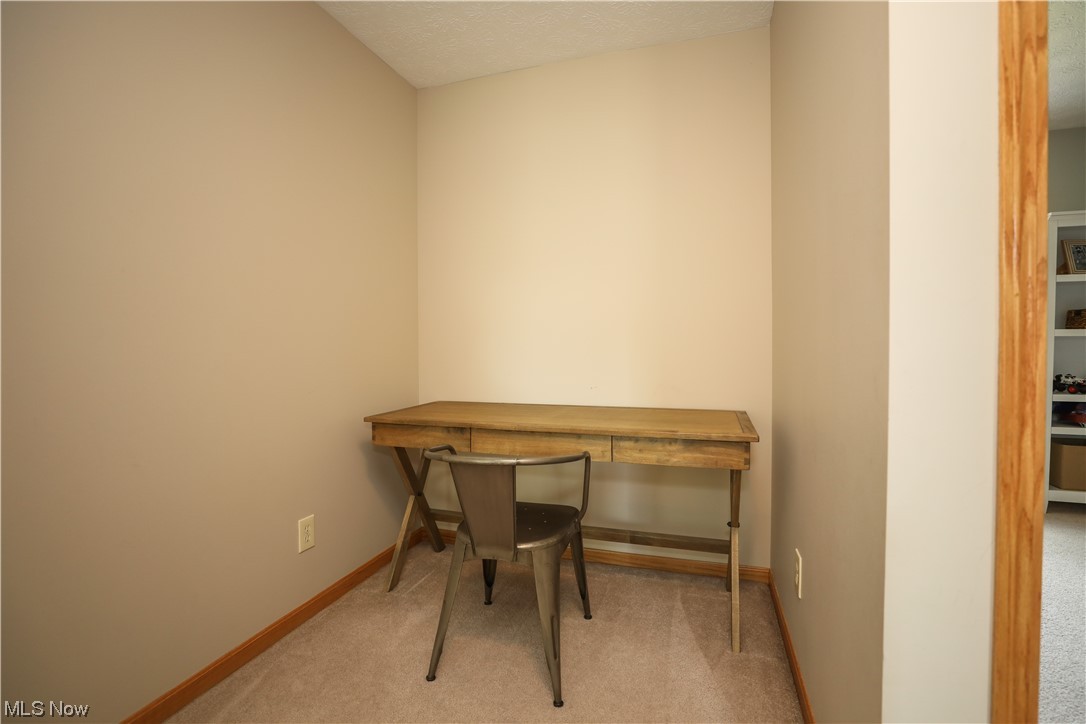2499 Hazelnut Road Ravenna, OH 44266 - Photo 17 of 29 Gallery Image 17