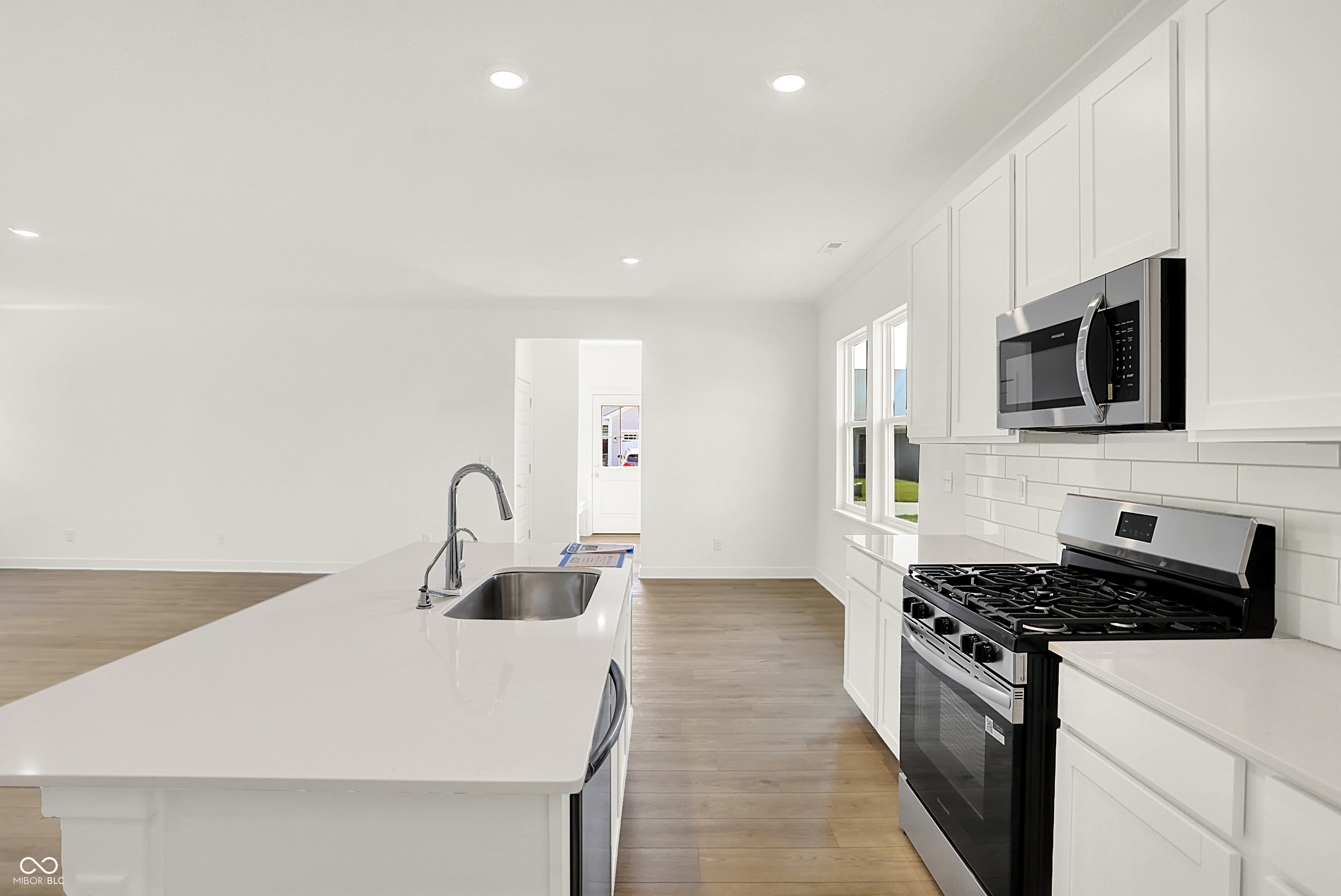 15363 Alperton Road Fishers, IN 46037 - Photo 14 of 33