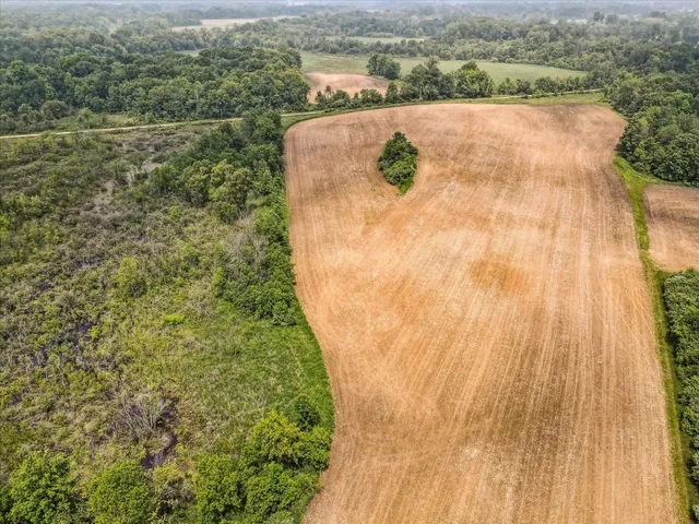 $400,000 | 9426 Kennedy Road, Unit 72AC, Munith, MI 49259