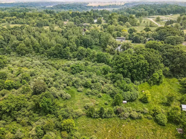 $400,000 | 9426 Kennedy Road, Unit 72AC, Munith, MI 49259