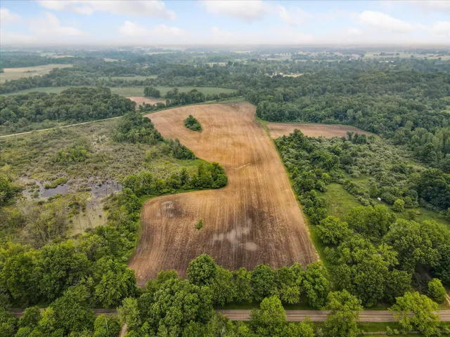 $400,000 | 9426 Kennedy Road, Unit 72AC, Munith, MI 49259