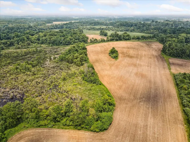 $400,000 | 9426 Kennedy Road, Unit 72AC, Munith, MI 49259