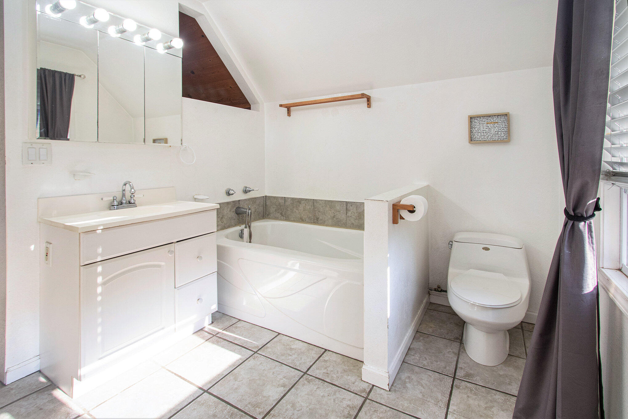 3532 Putnam Road Muskegon, MI 49445 - Photo 16 of 30 hidden-001_s22a7880