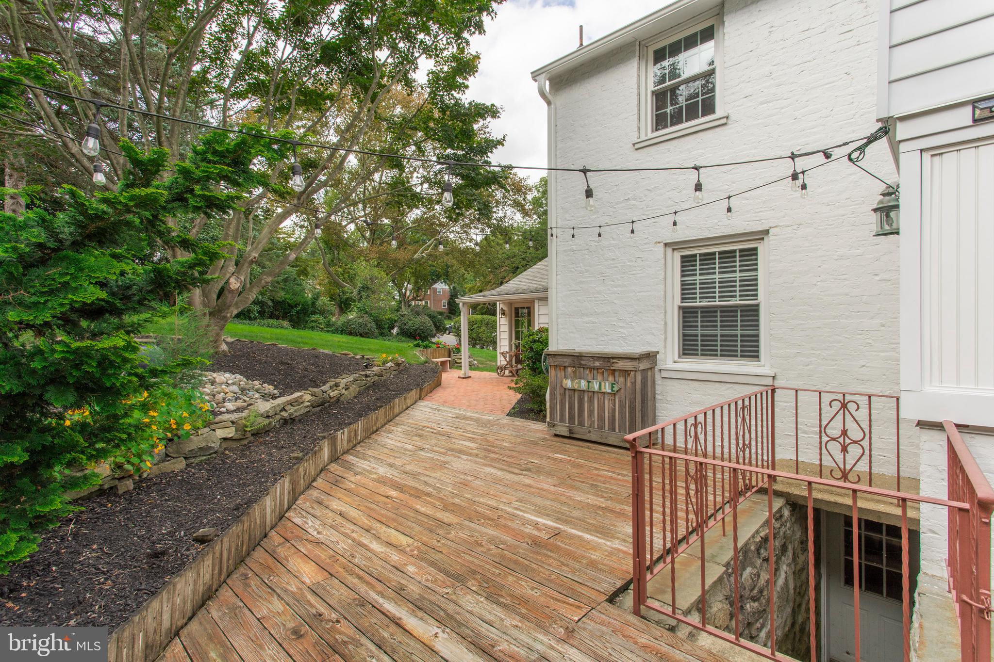 116 Scenic Road Springfield, PA 19064 - Photo 28 of 49 Deck Connecting Outdoor Spaces