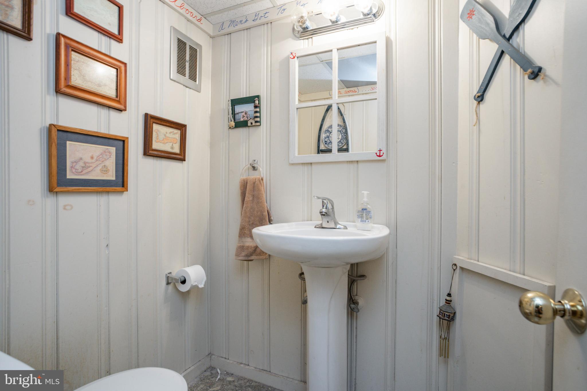 116 Scenic Road Springfield, PA 19064 - Photo 41 of 49 Basement Half Bath
